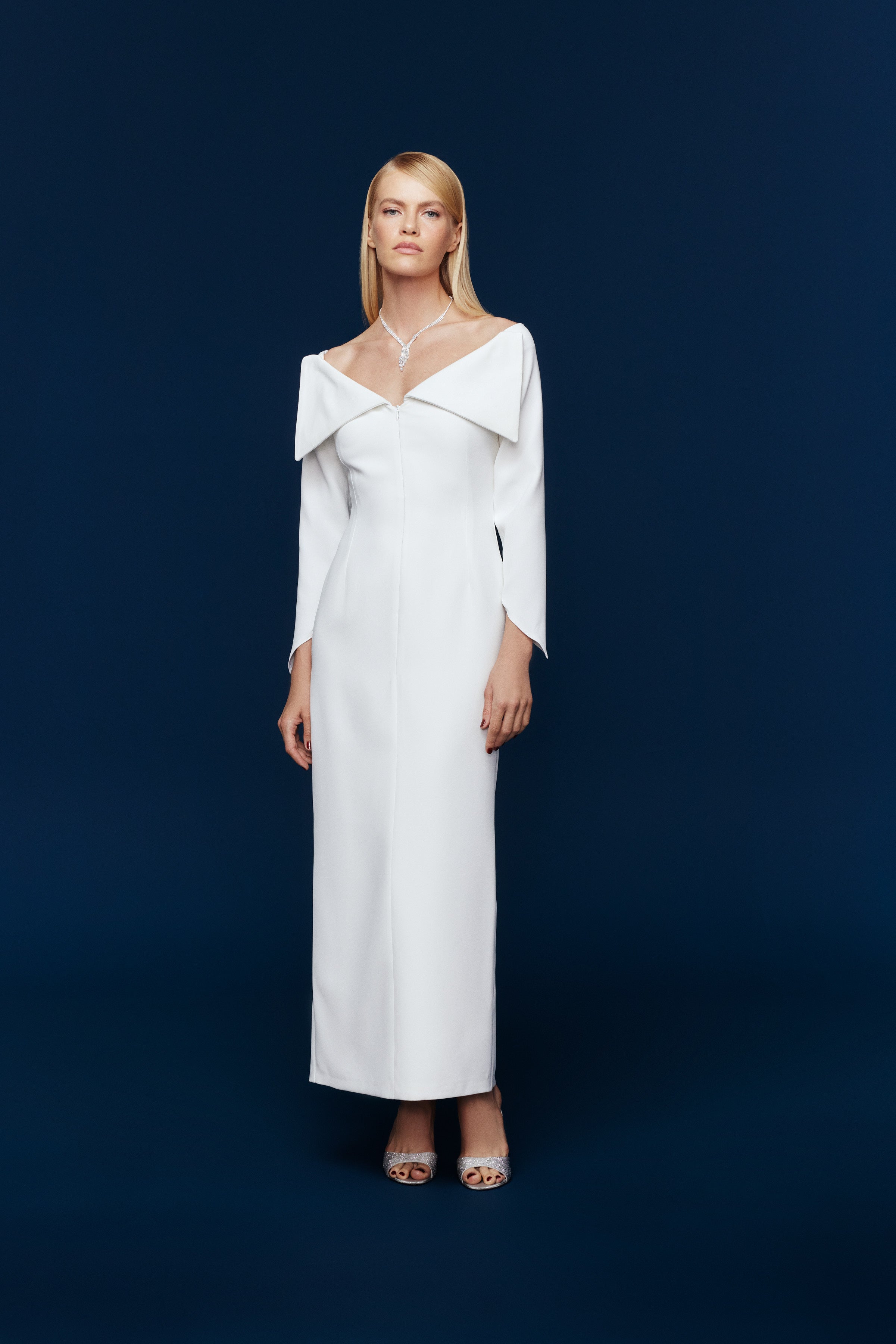 SIMONE KAYIK YAKA TASARIM ELBİSE | BEYAZ