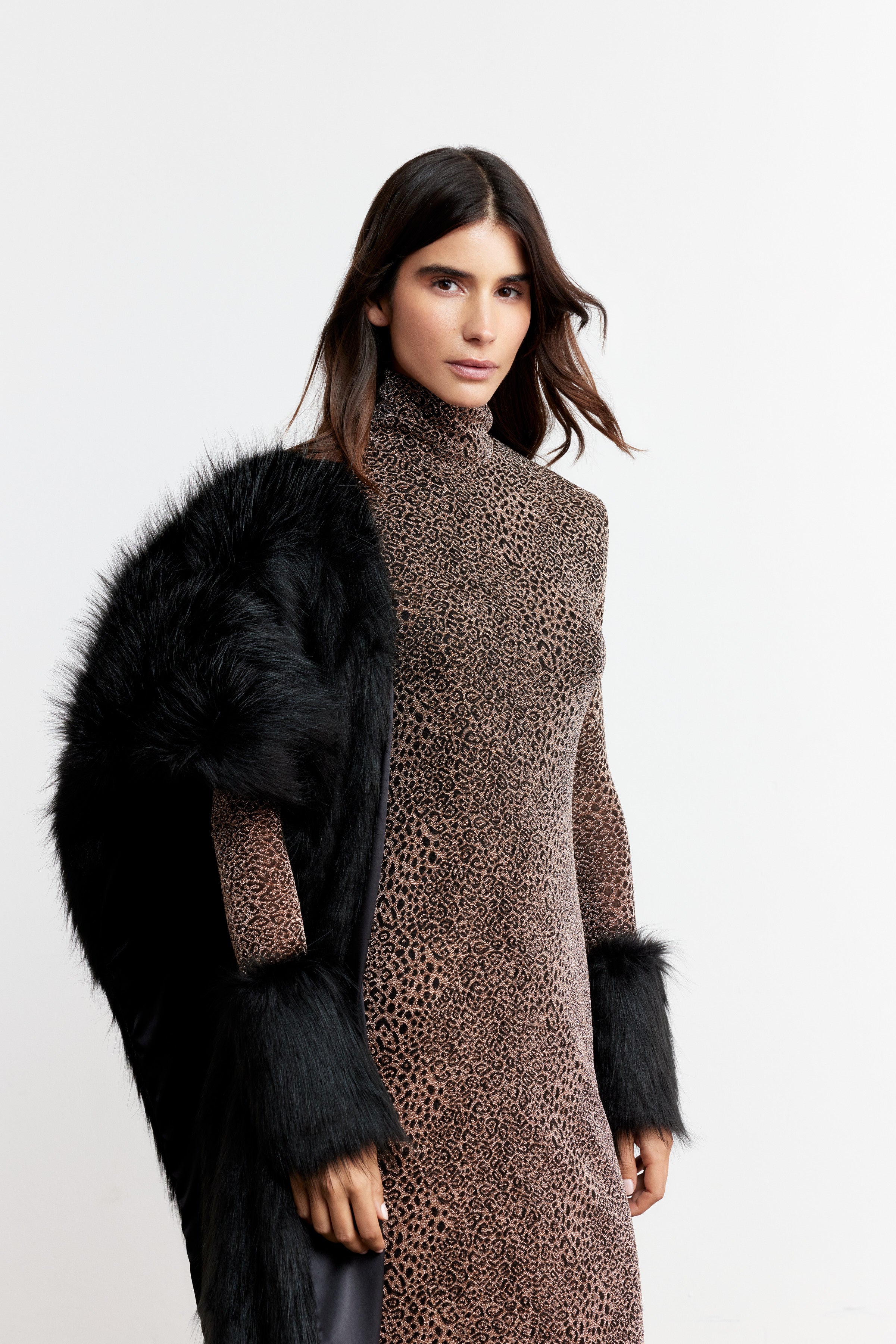 GISELLE KÜRK KOLLU DİK YAKA ELBİSE | GOLD-SİYAH