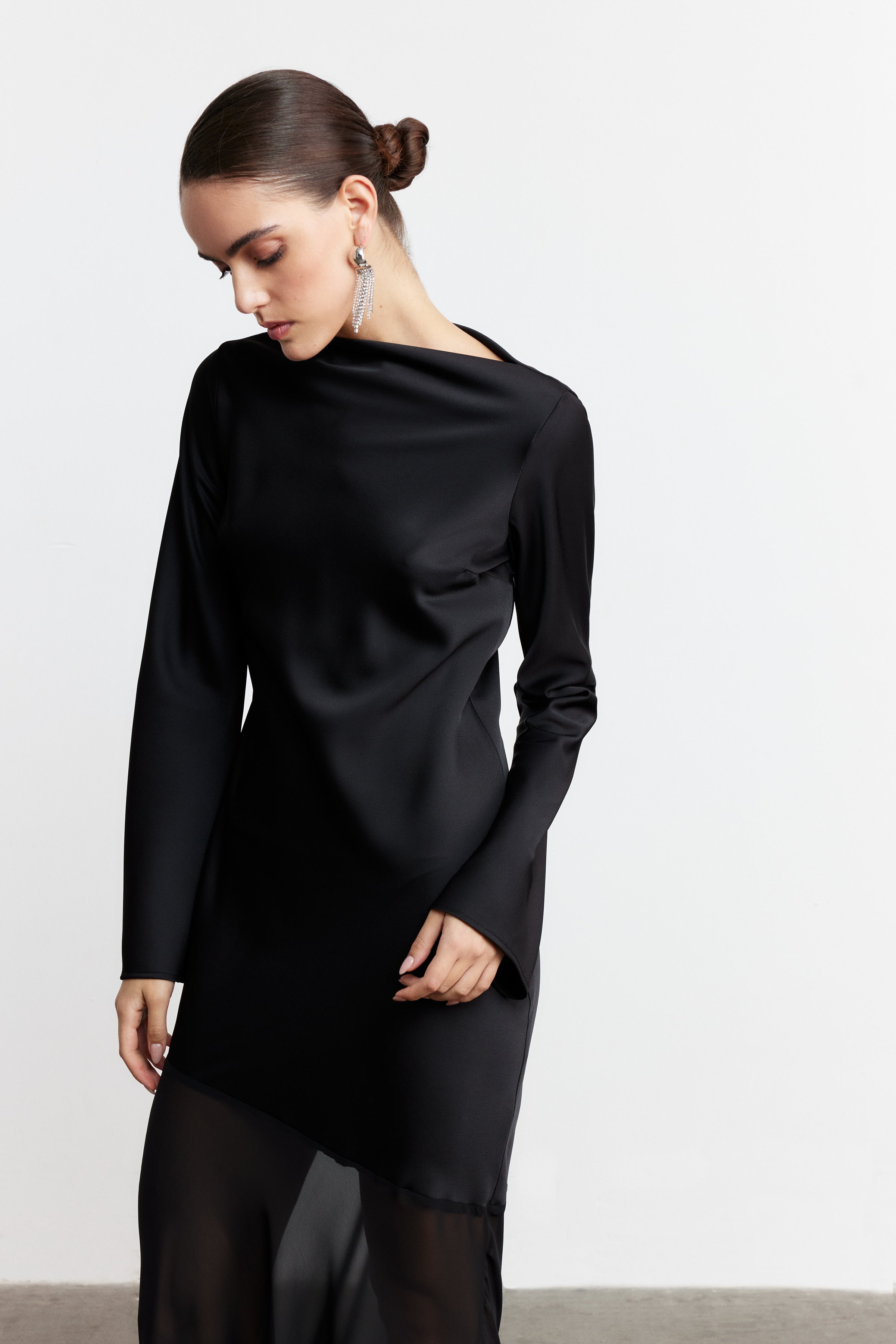 AQUA SATEN & ŞİFON KARIŞIMLI ELBİSE | SİYAH