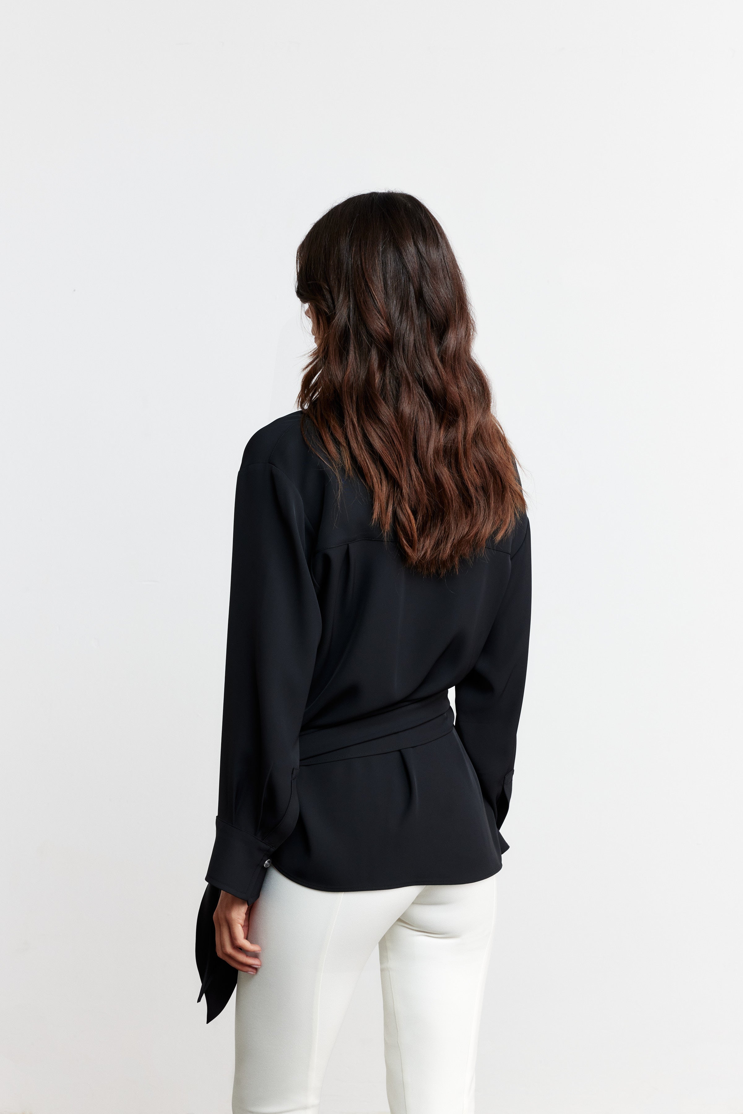 WRAP İPEK TUŞELİ KRUVAZE GÖMLEK | SİYAH