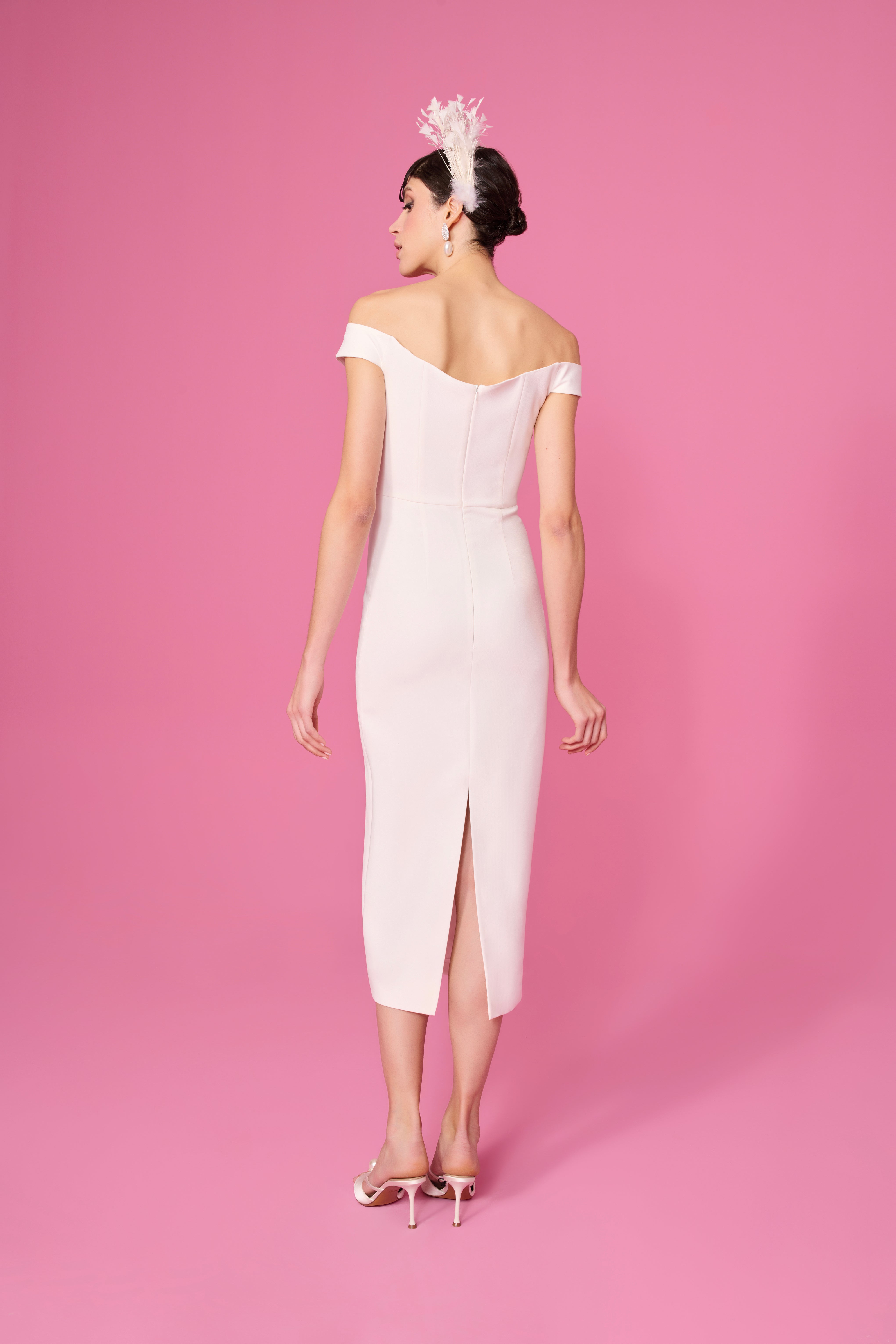 AMELIA OFF-SHOULDER MİNİMAL ELBİSE | KIRIK BEYAZ