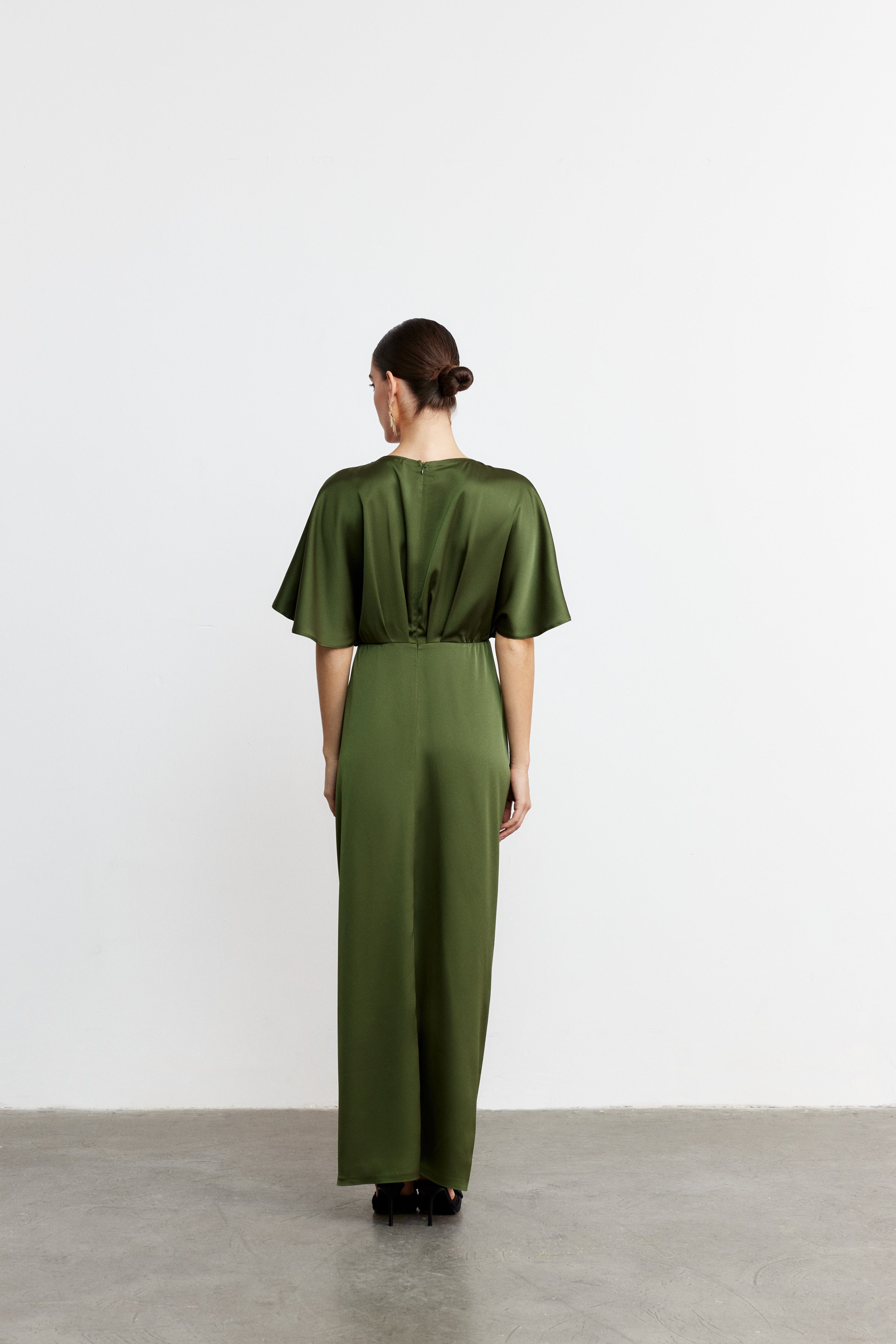 BOWIE FİYONK DETAYLI SATEN ELBİSE | HAKİ