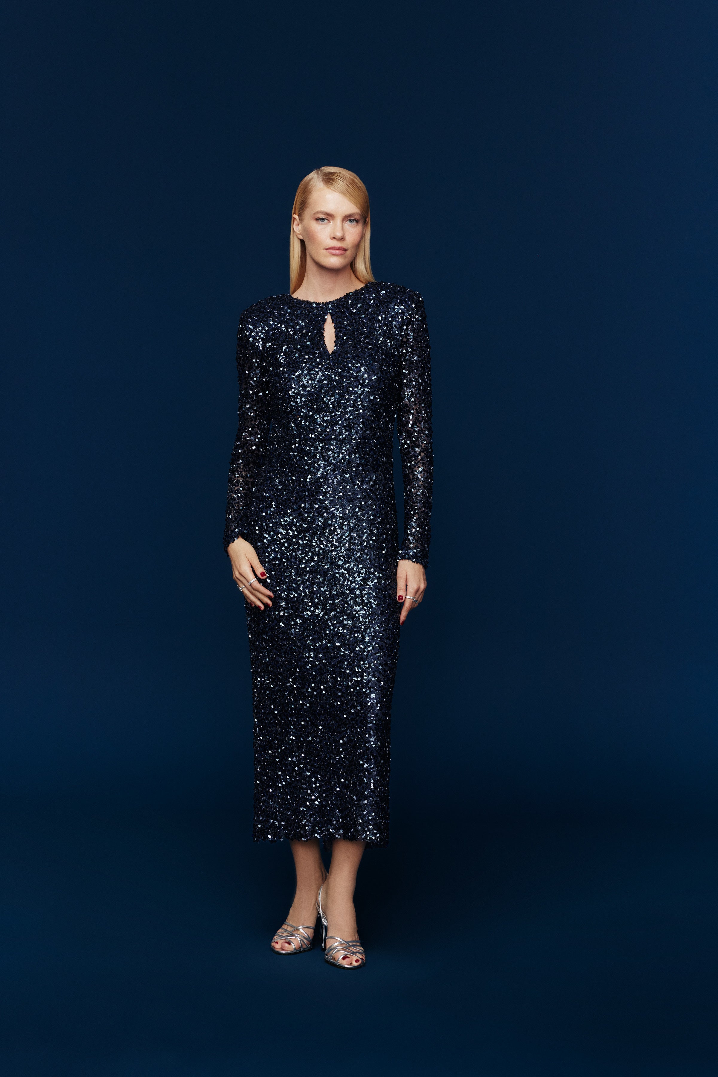 SELENA DAMLA DEKOLTELİ PAYET ELBİSE | LACİVERT