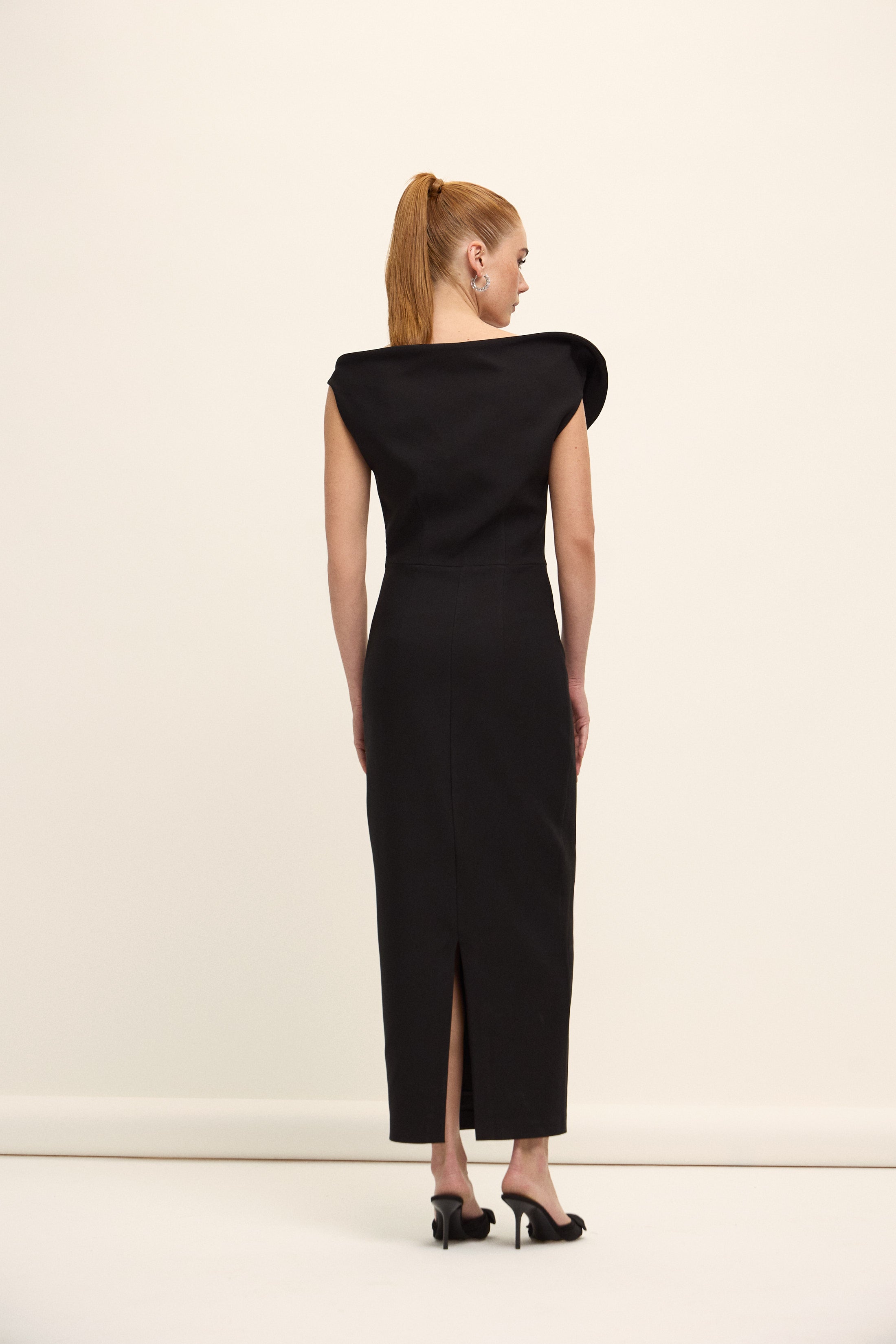 TOLEDO ÖZEL VOLANLI ELBİSE | SİYAH