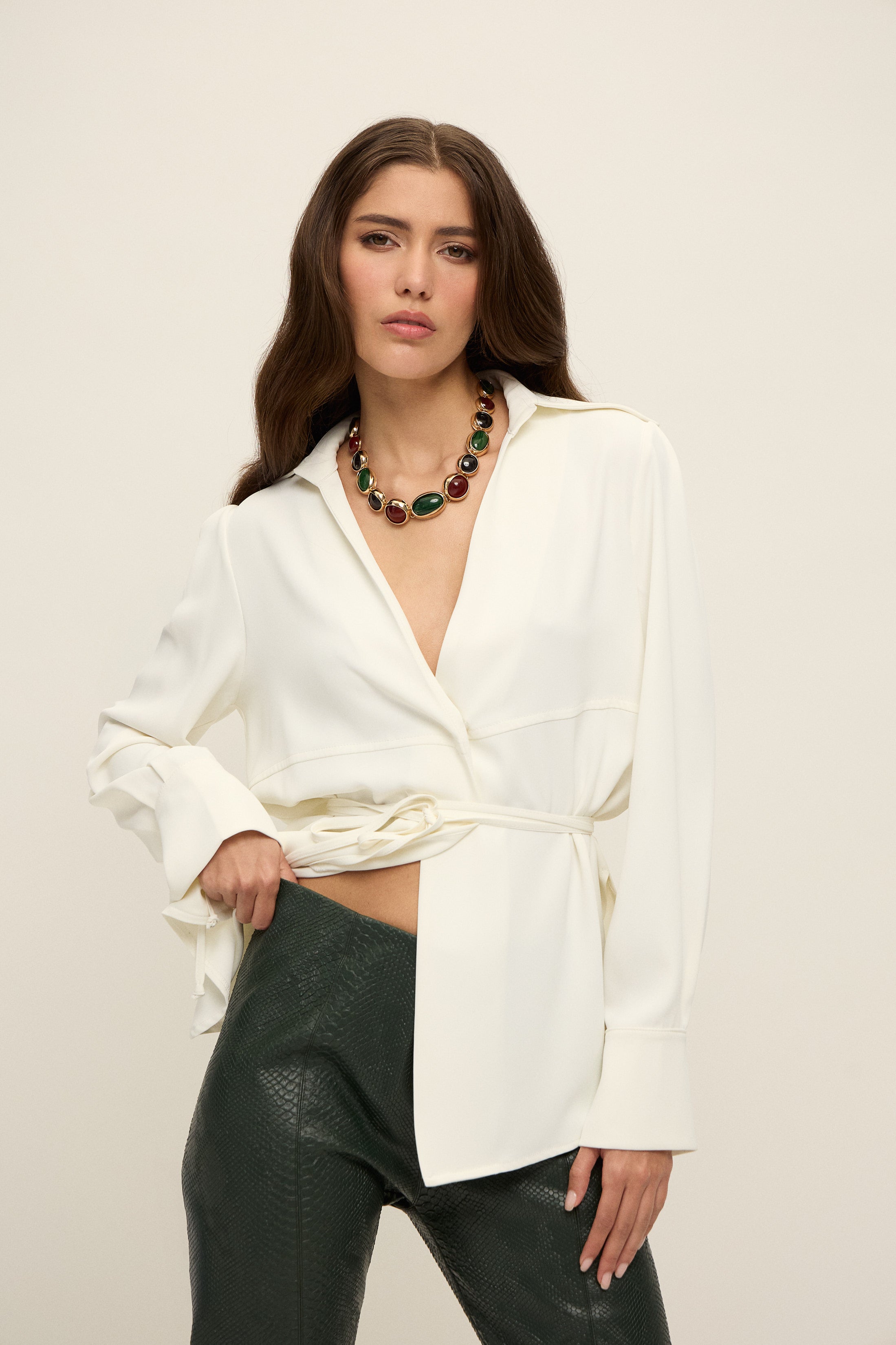 GENEVA MİNİMAL GÖMLEK | KIRIK BEYAZ