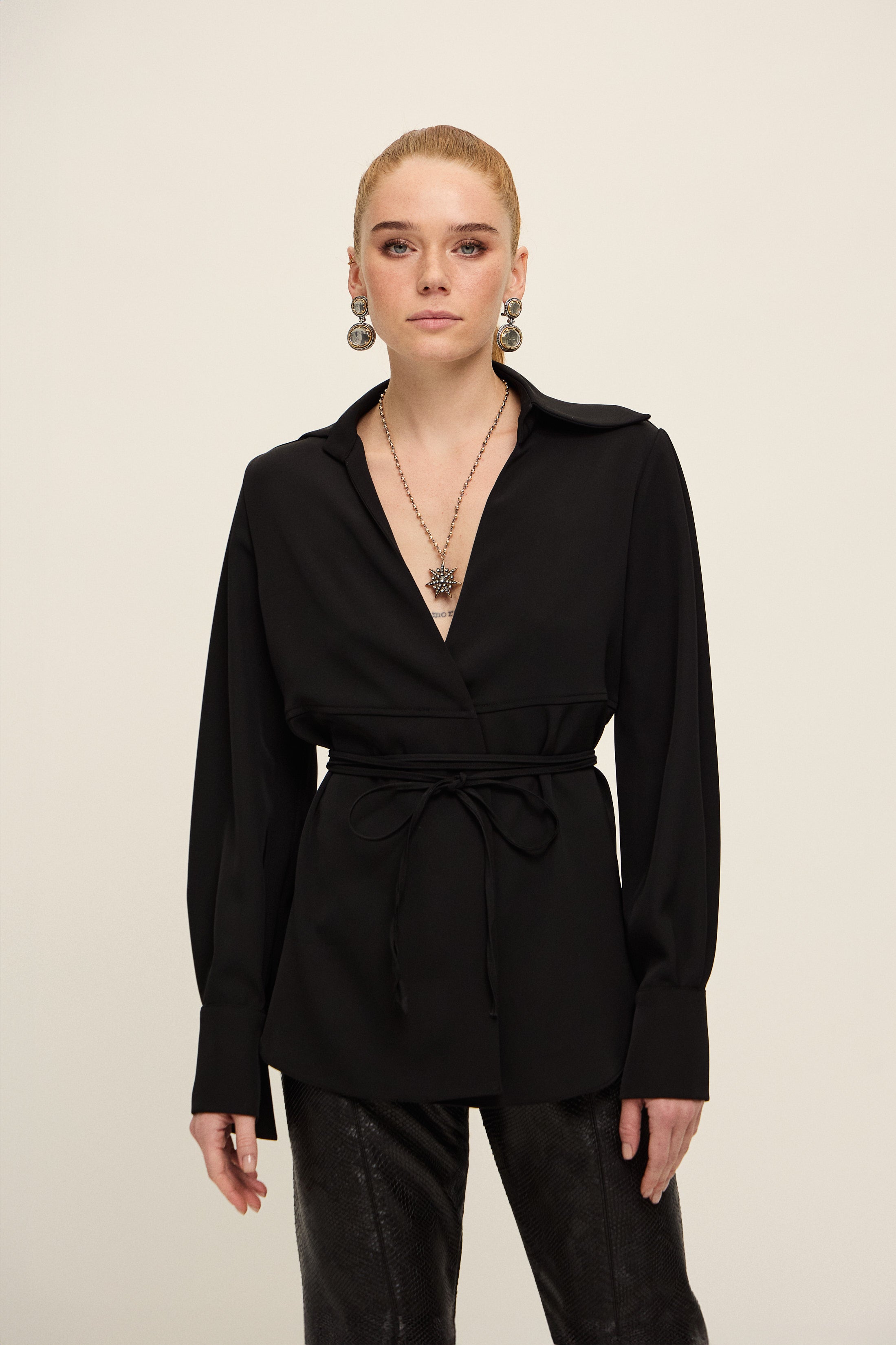 GENEVA MİNİMAL GÖMLEK | SİYAH