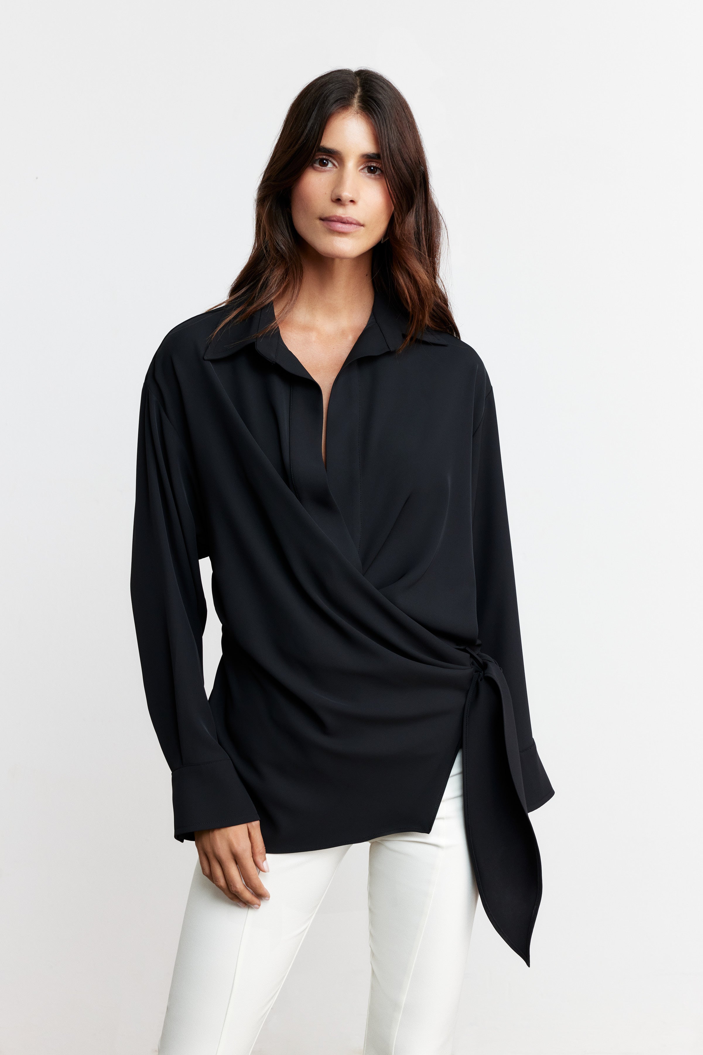 WRAP İPEK TUŞELİ KRUVAZE GÖMLEK | SİYAH