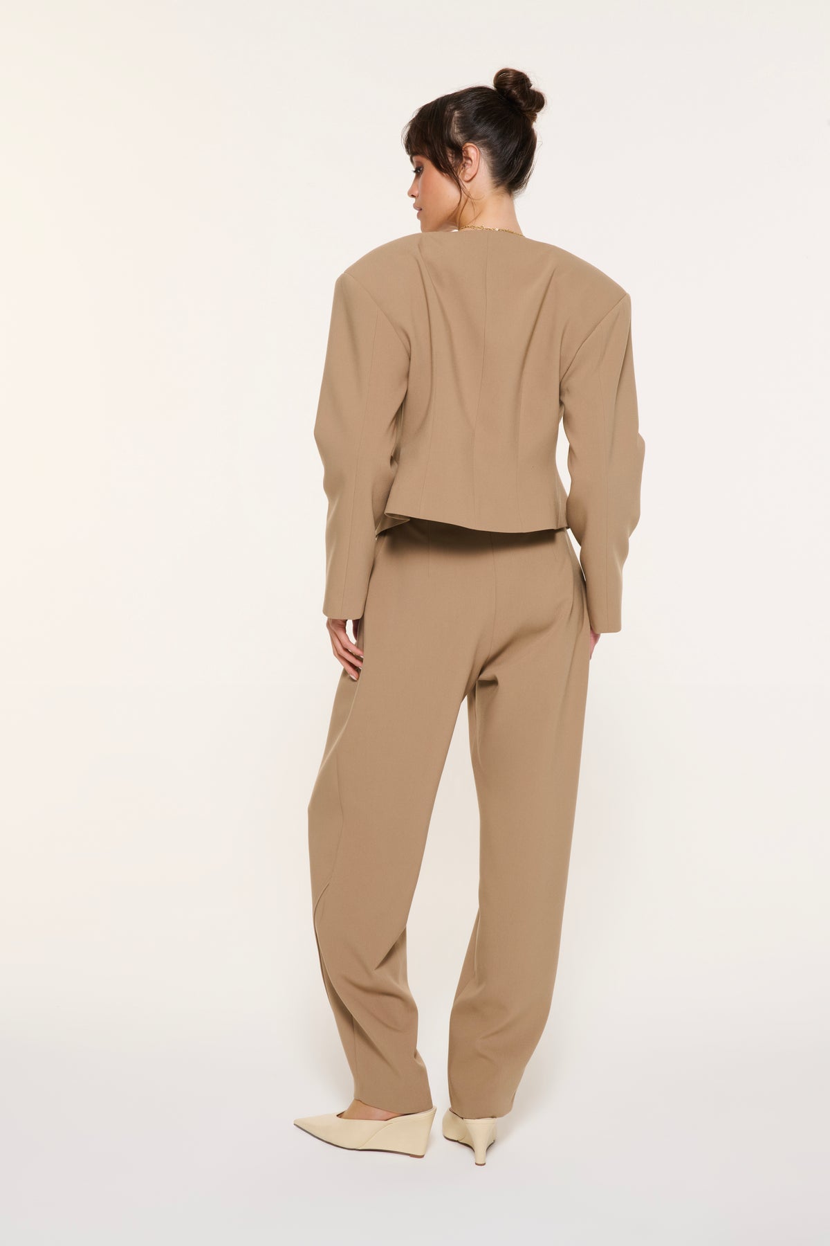 AMELIE YARI CROP CEKET | BEJ