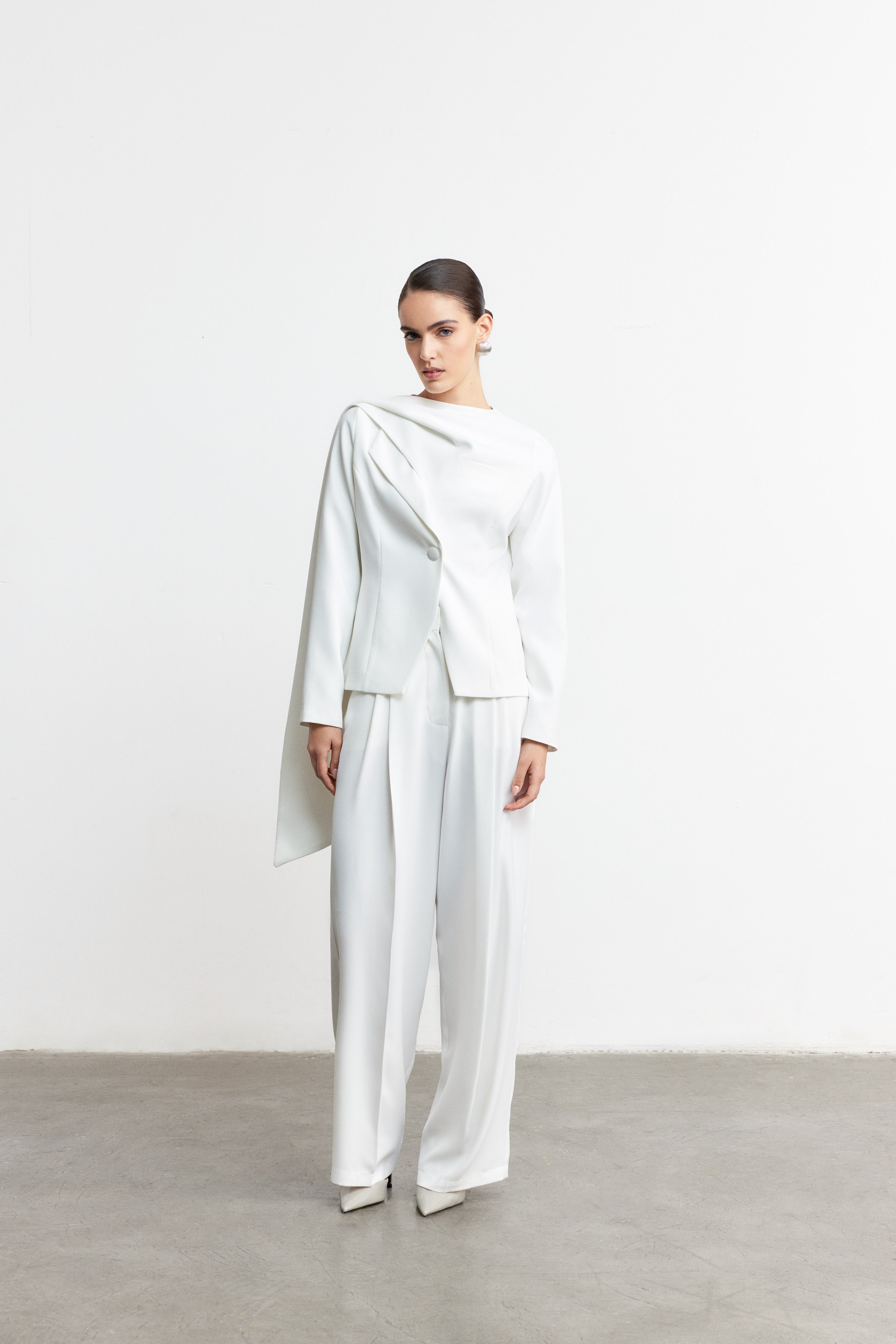 GRACE FULAR DETAYLI BLAZER | BEYAZ