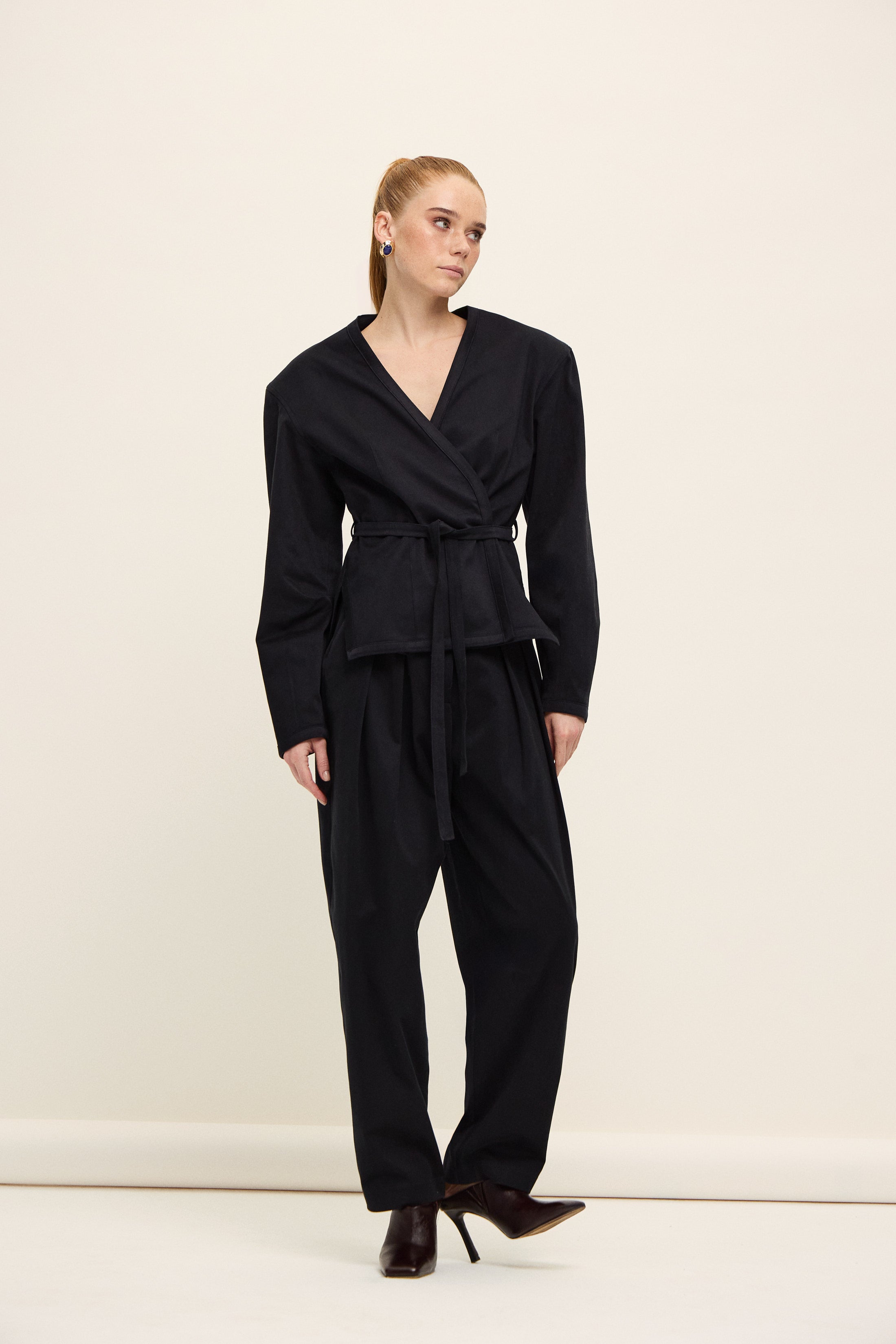 SEOUL SPOR KESİM GABARDİN CEKET | KOYU LACİ