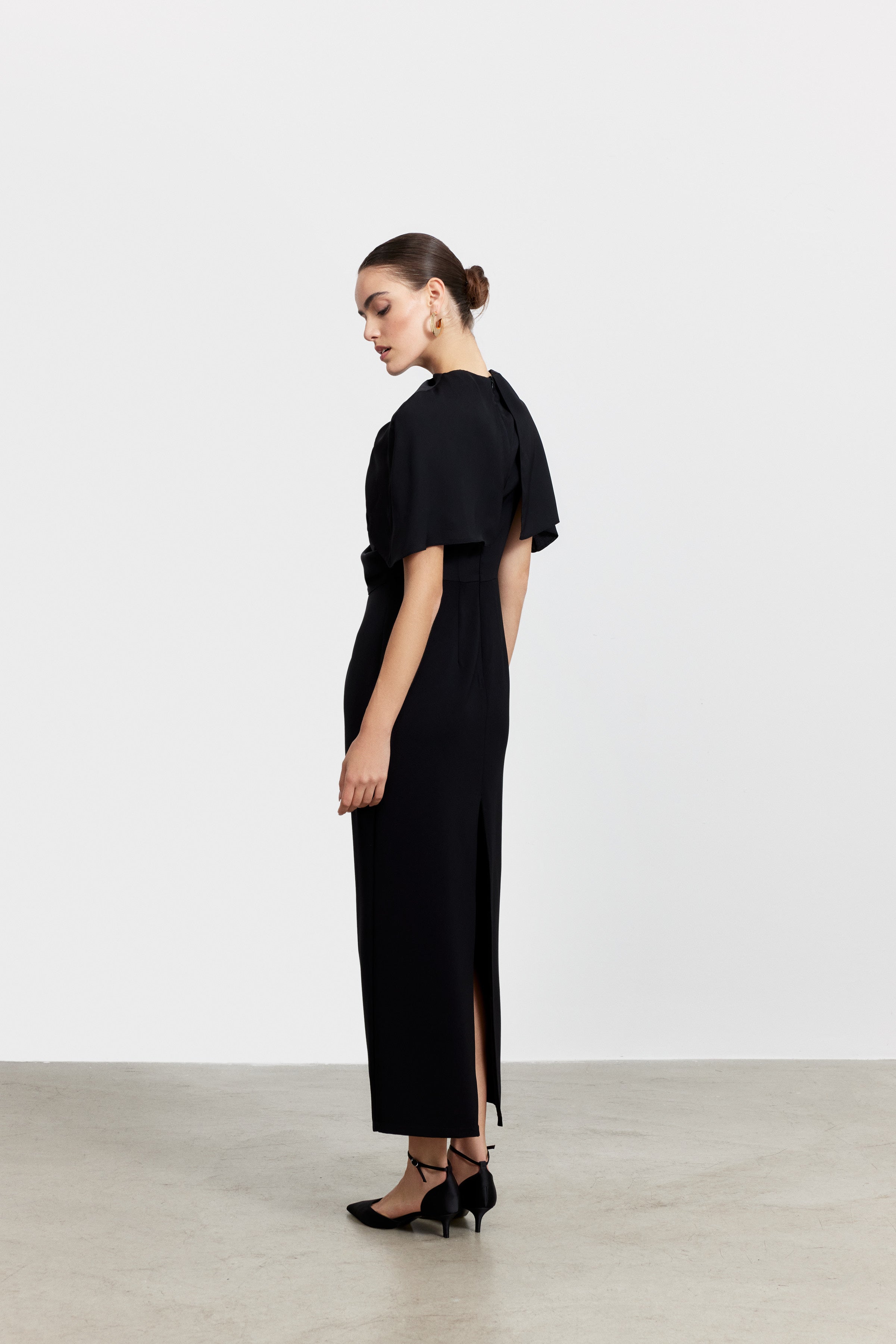 CHARLOTTE DRESS WITH COVER DETAIL | RED