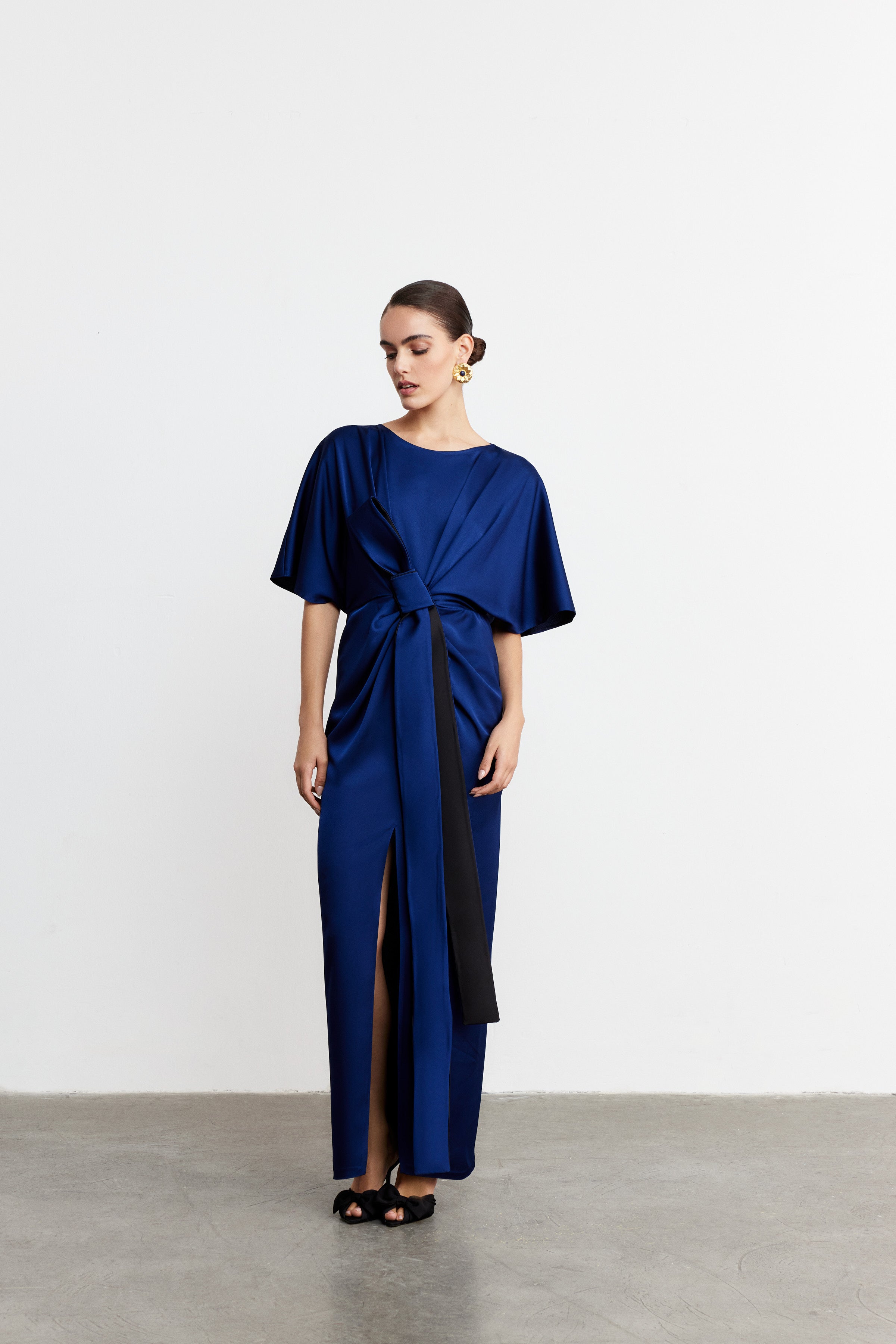 BOWIE FİYONK DETAYLI SATEN ELBİSE | LACİVERT