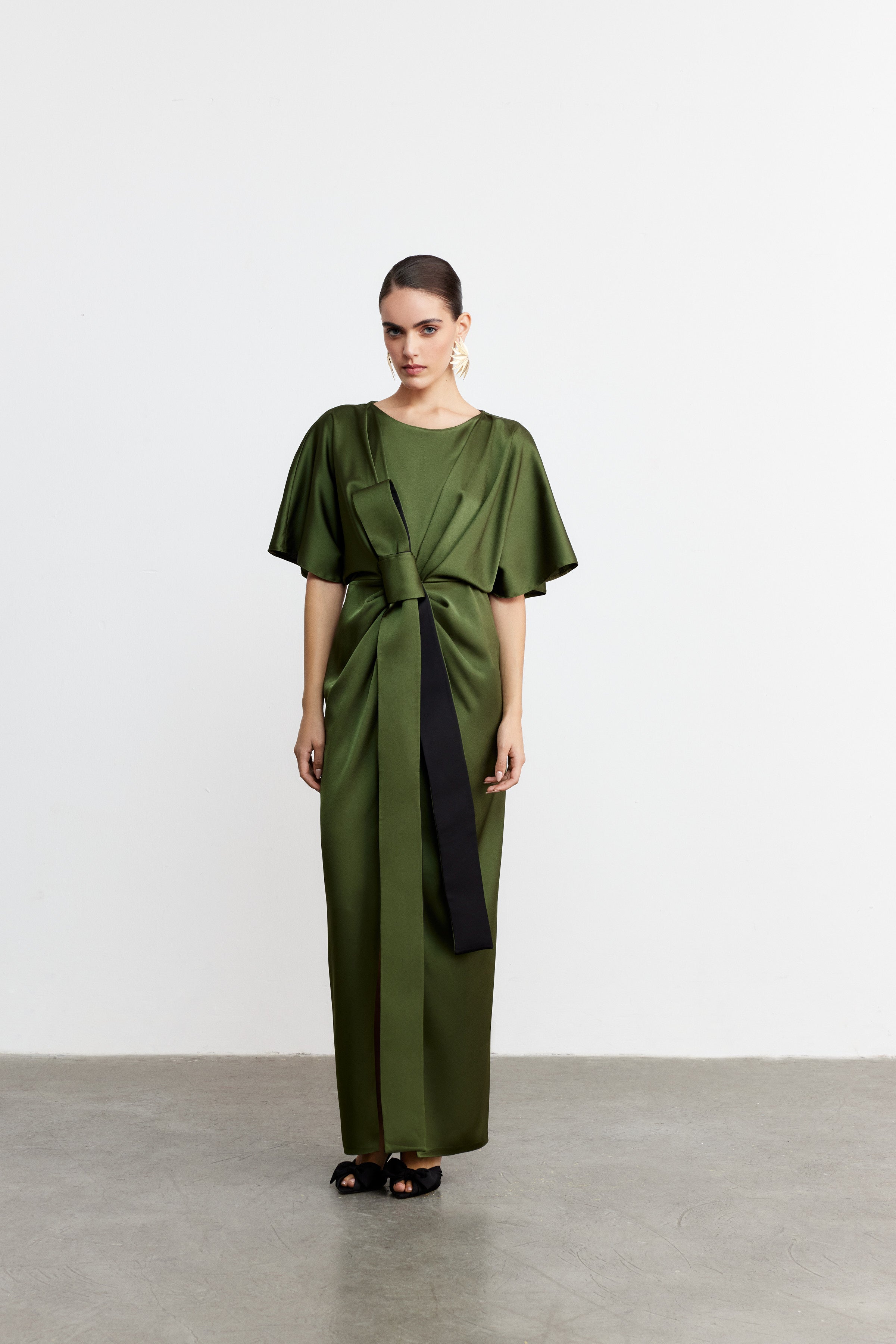 BOWIE FİYONK DETAYLI SATEN ELBİSE | HAKİ