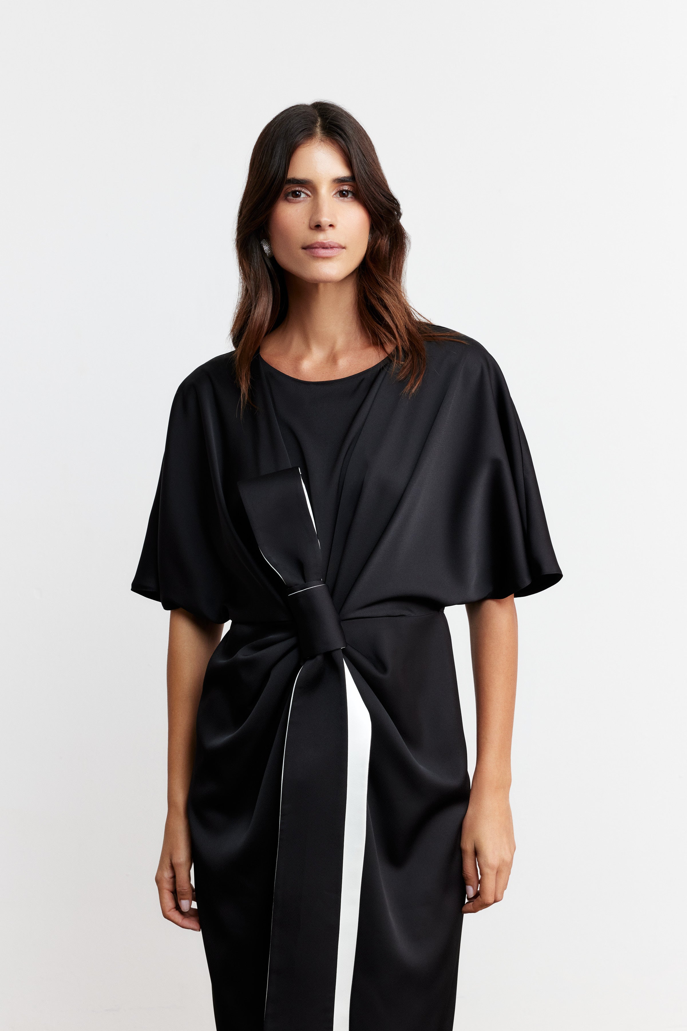 BOWIE FİYONK DETAYLI SATEN ELBİSE | SİYAH