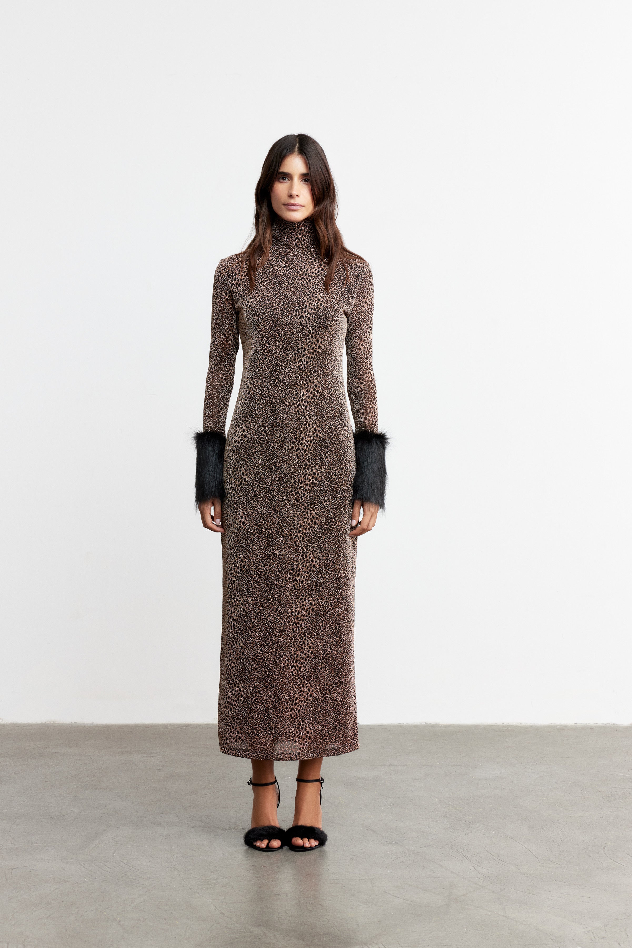 GISELLE KÜRK KOLLU DİK YAKA ELBİSE | GOLD-SİYAH