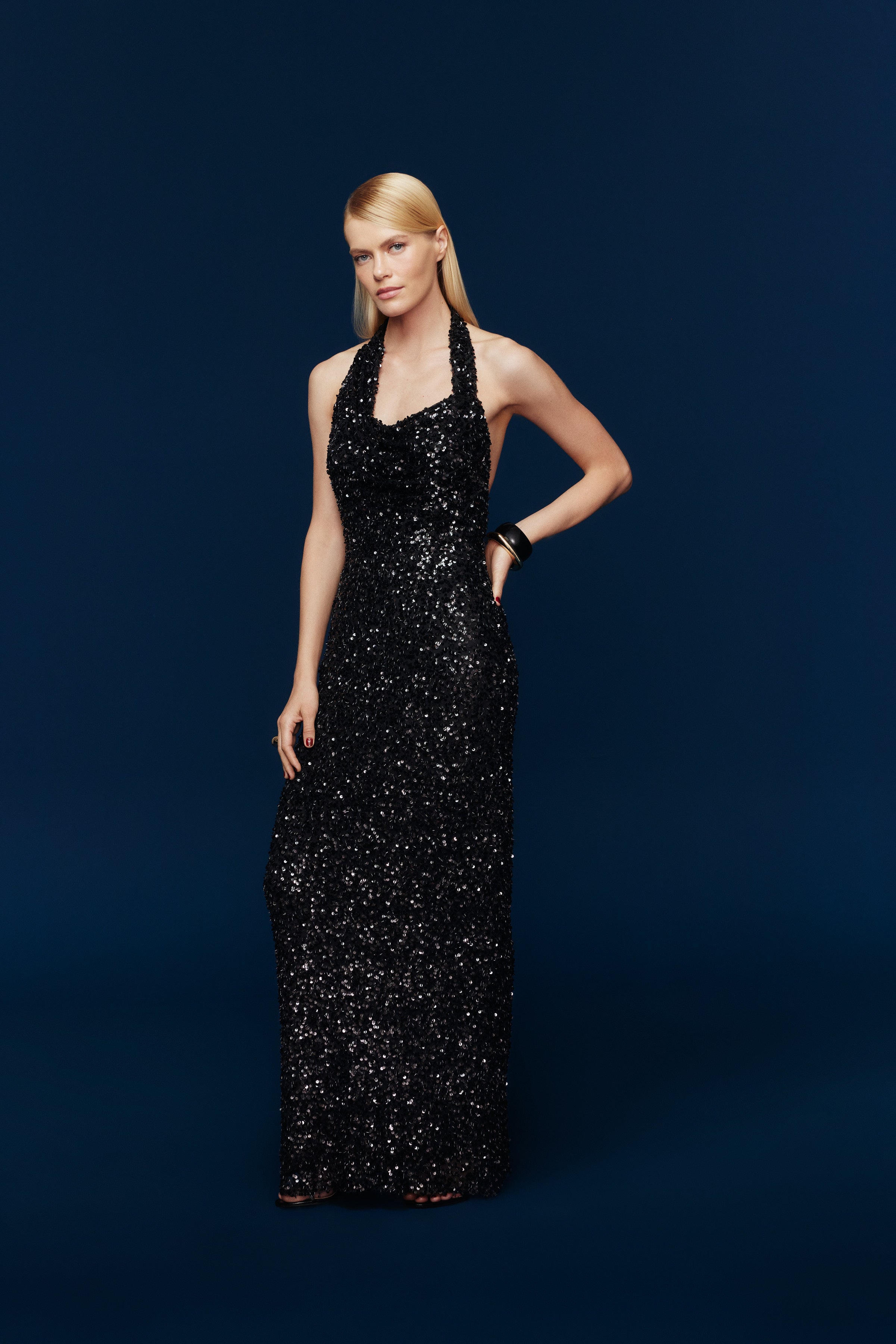 JANET ASİMETRİK ASKILI PAYET ELBİSE | SİYAH