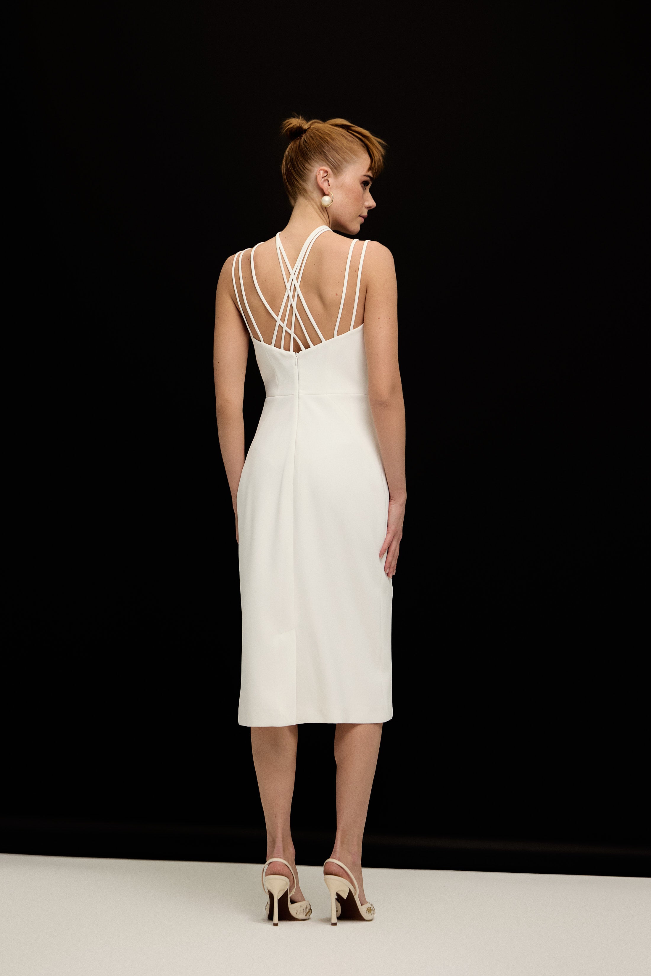 LEON BİYE DETAYLI MİDİ ELBİSE