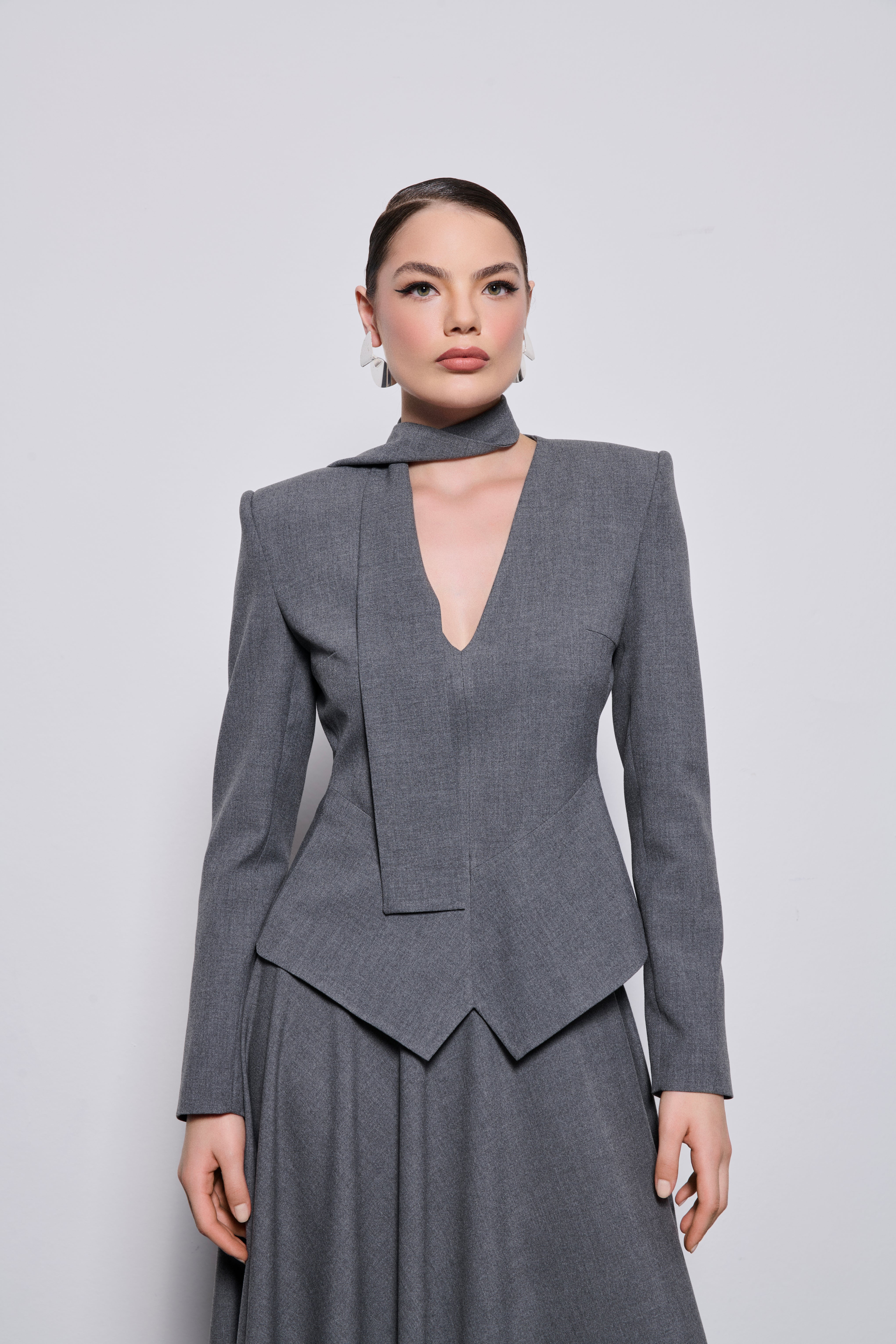 CLARA VATKALI ÖZEL TASARIM BLUZ | GRİ