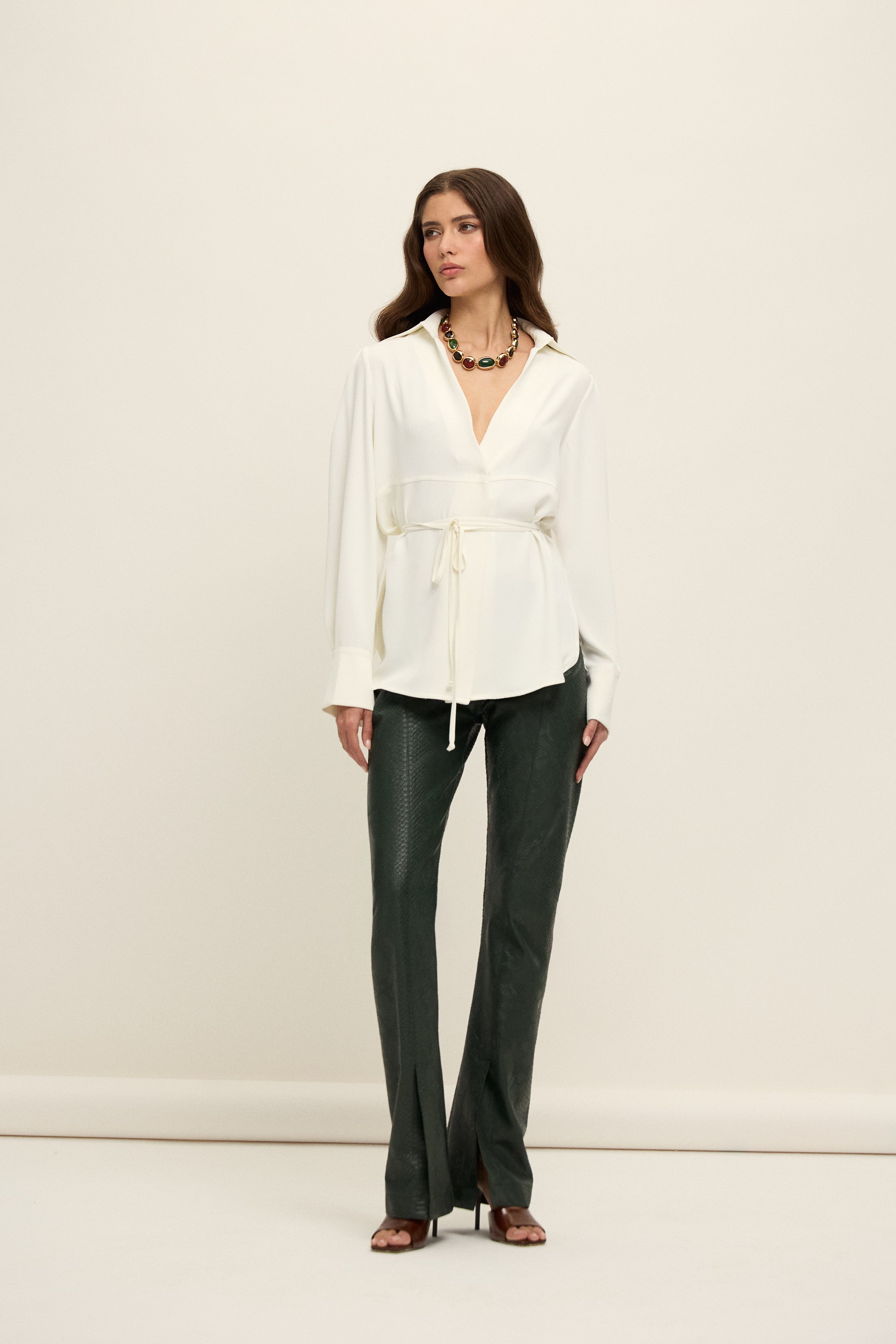 GENEVA MİNİMAL GÖMLEK | KIRIK BEYAZ