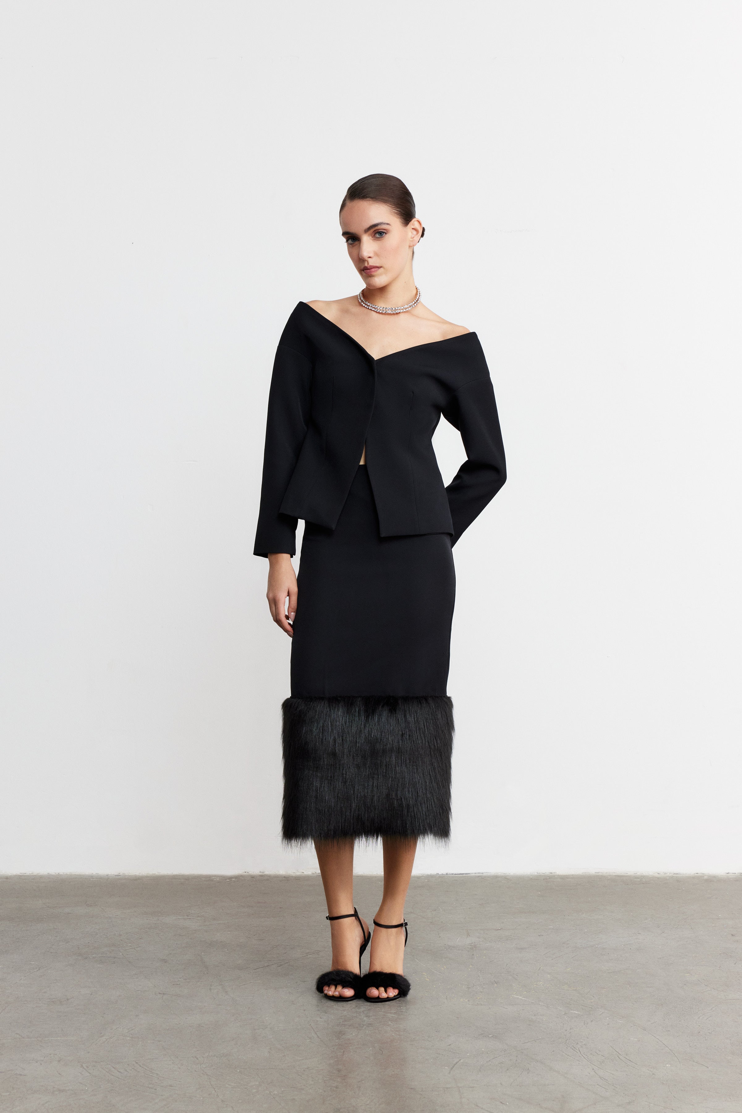 LIORA OFF-SHOULDER MİNİMAL CEKET | SİYAH