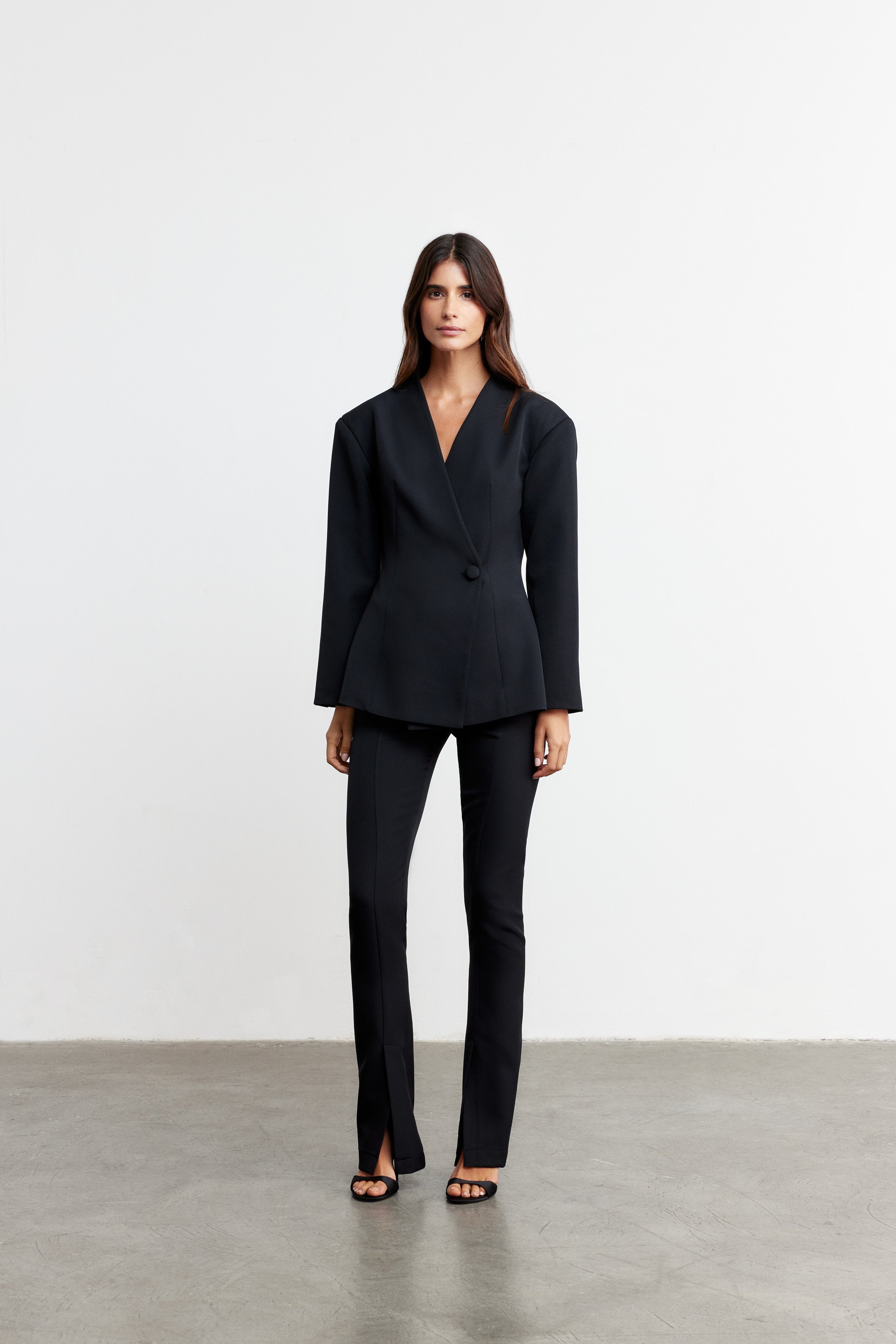 MERLOT KRUVAZE GENİŞ OMUZ BLAZER | SİYAH